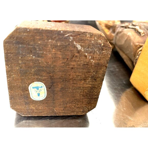 Vintage ANRI Signed Wooden Monks Friars: Rosary, Beer Mug & Violin –Italy HTF - Picture 6 of 10